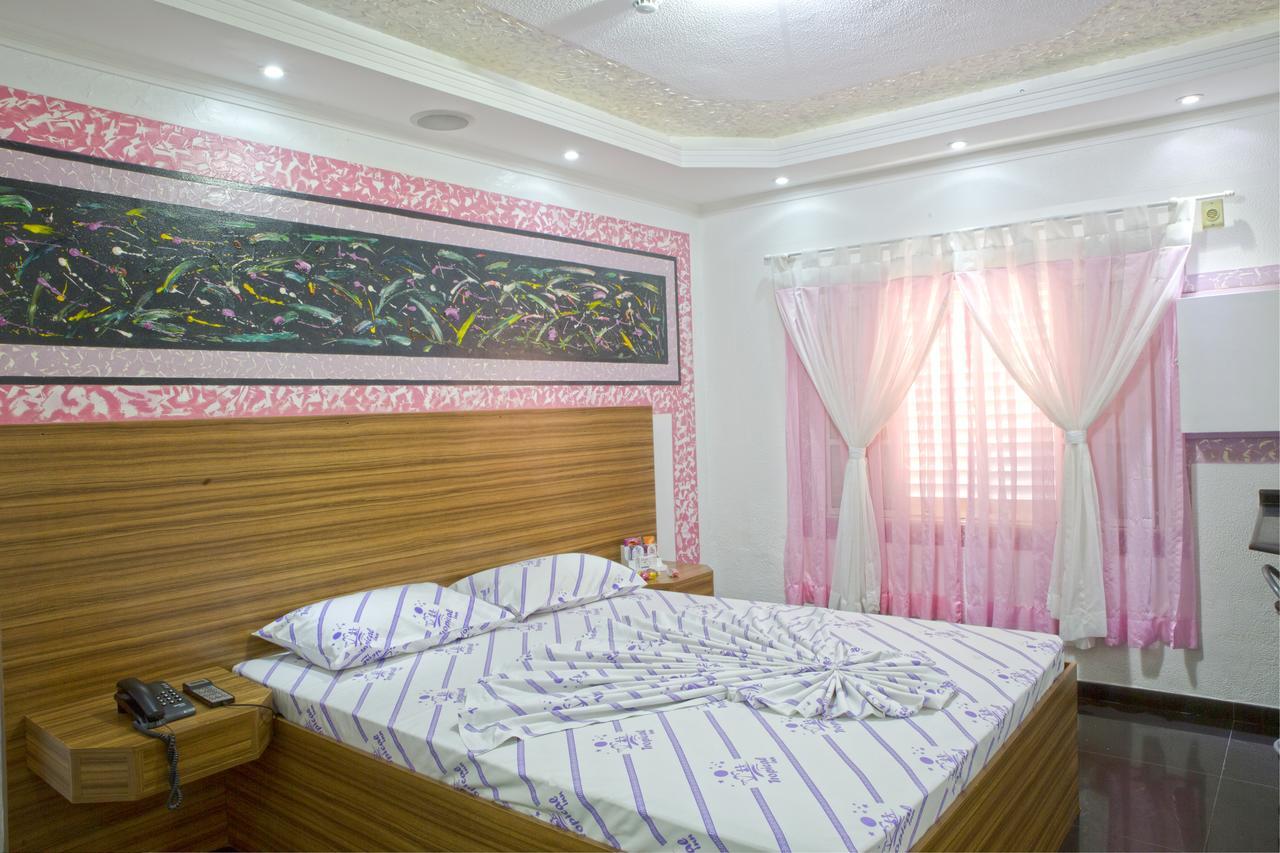 Motel Tropical Inn Cacapava Exterior foto